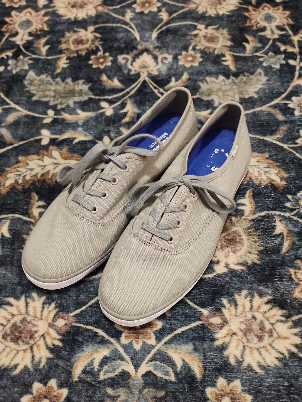 Keds Canvas Lace-Up Shoes in Light Gray